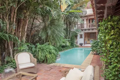 Image de Car099 - Villa coloniale avec piscine au Centre Historique