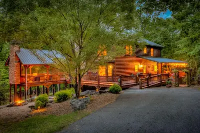 Image de Tumnus Ridge - Mountain View | Super Dog Friendly | Hot tub | Fire Pit