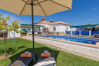 Image de Casa Rural Entre Olivos La Puebla de Cazalla by Ruralidays