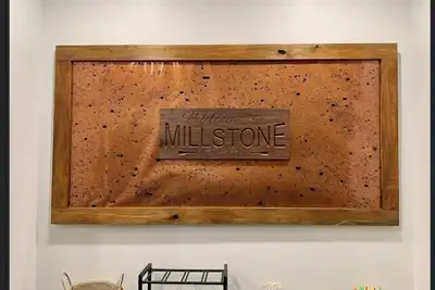 Image de Millstone on the Millpond