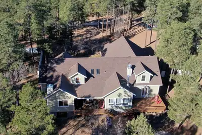 Image de Family & Friends White Mountain Retreat