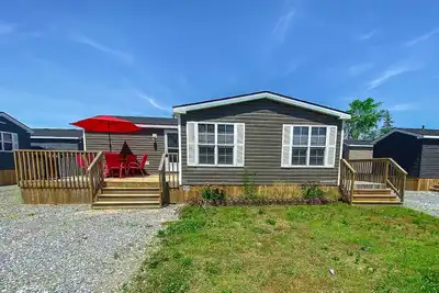 Image de Beautiful Cottage (504) in Vineyards of Niagara on the lake