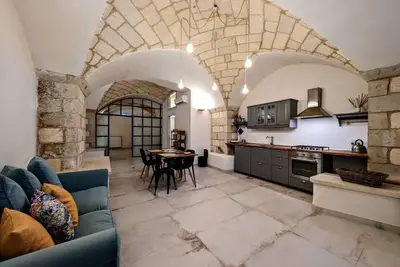 Image de Old farmhouse \"Le Bey\" Elsa