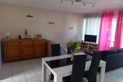 Image de Appartement  T2 52m2 avec garage à 300 m de la plage secteur Petit Marché.