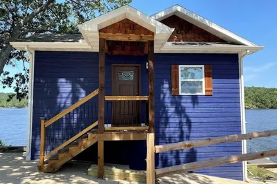 Image de Lakefront Private Cabin