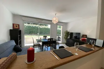 Appartement 3p avec Terrasse et Garage, à 10min des Plages de Juan-les-Pins
