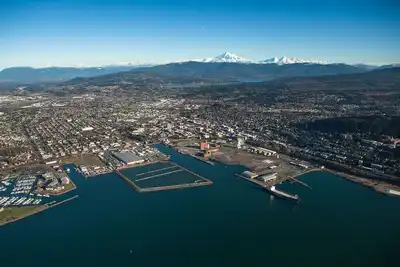 Stay in a 2 bdrm apt in Bellingham during the summer with no commitment.