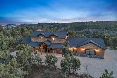 Image de East Zion Mesa Retreat| Luxury Meets Adventure