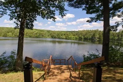 Image de The Log Cabin on Cawley Pond