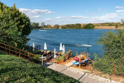 Image de Vacation apartment \"Tuning-Bus\" in Erfurt, near the north beach