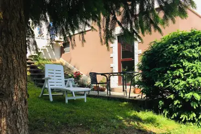Image de A1 vacation apartment with private terrace, hiking, canoeing,