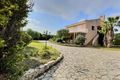 Image de Splendide maison pour 10 personnes avec piscine privée et grands espaces (ref 350914)