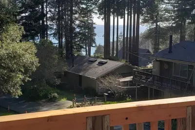 Image de Surrounded by Redwoods with Ocean View & beach access