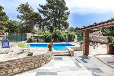 Image de Superbe maison Ă Peroj