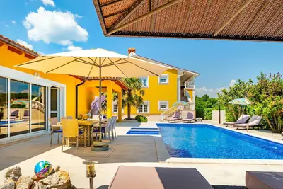 Image de Bel appartement à Labin avec WiFi