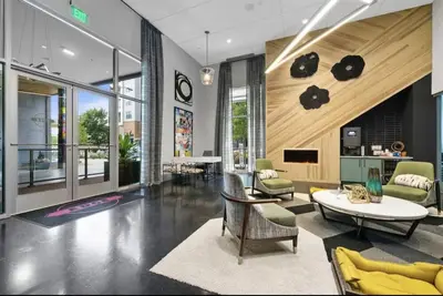 Image de Luxury Palace on the Beltline