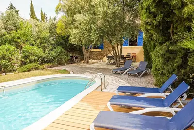 Image de Belle maison Ă Siran avec WiFi