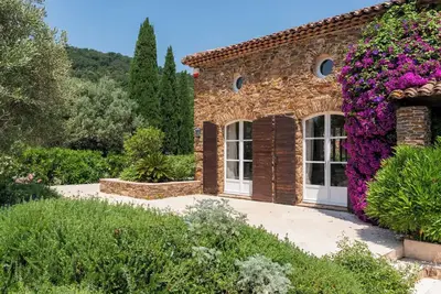 Image de Beautiful quiet Provencal house located in vineyards near St Tropez