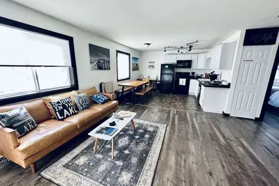 Image de 🌲 Welcome to Ice Lake Condo! Nestled on the 2nd floor, just a short walk from Wallowa Lake