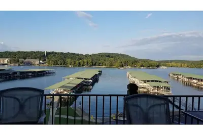 Image de Waterfront Condo, Over-sized Loft, Sleeps 10, 2 Pools, Great Fishing and Golfing
