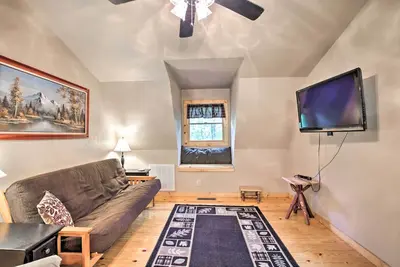 Image de Fire Pit & Forest Views: Secluded Murphy Cabin!