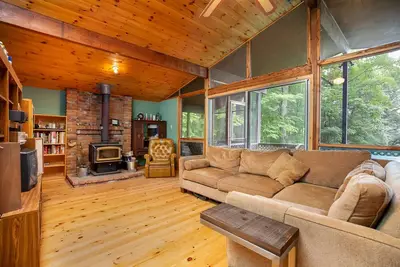 Image de Relaxing Lakeside Cottage