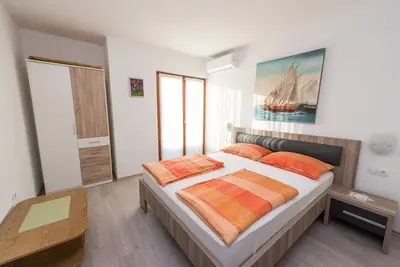 Image de Cozy apartment with big garden