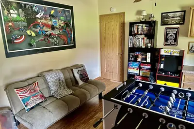 Image de Spacious Cozy Getaway in the Catskills: King bed/ Game Room