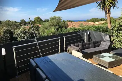 Image de Appartement rez de jardin vue mer