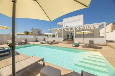 Image de Appartamento Malika Rosso - Torr. . .