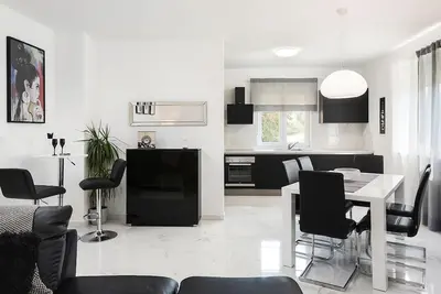 Image de Sasa B apartment 400m from beach and center