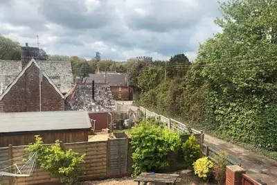 Image de Chalet Bungalow in Poltimore village - near Exeter