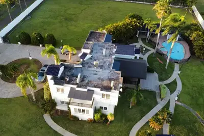 Image de Spanish Colonial Style Home