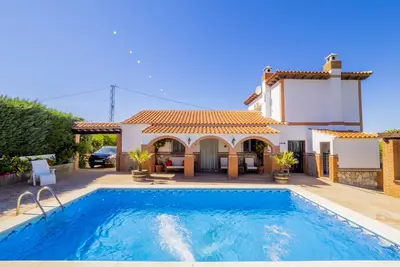 Cubo's Villa Torres Ardales / piscine privée / wifi gratuit