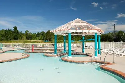 Image de Two Bedroom Premium, Luxury Condo, Williamsburg, Va (2361360)