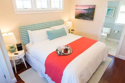 Image de Dog Friendly Cottages w/ easy access to Newport, beaches, trails  and  vineyards