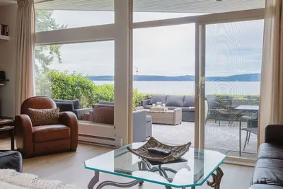 Image de Anchor's End at Inn of the Sea. Ocean front, ground floor condo. Pet friendly.