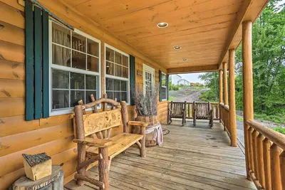Image de 18 Mi to Slopes! Cabin w/ Valley Views in Blakely