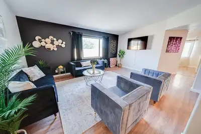 Image de Casa Blanca (Arcade/Theatre/Game Room/Rv Parking)