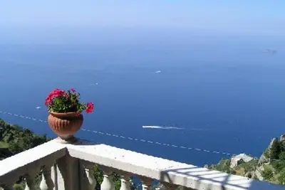 La dea della stella polare by Interhome