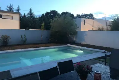 Image de Belle Maison De Vacances Avec Piscine Et Jacuzzi
