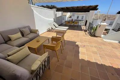 Image de Pretty 3 bed house with views of the Marina