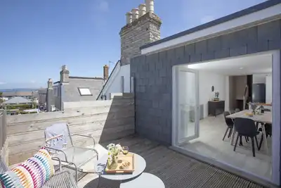 Image de Ocean View - a house that sleeps 8 guests in 4 bedrooms