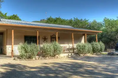 Image de Deer Trail @ Frio River Vacation Rentals