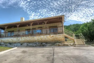 Image de Hard Rock @ Frio River Vacation Rentals