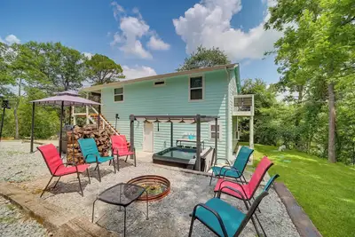 Image de Grand Lake Cottage w/ Hot Tub in Eucha
