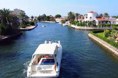 Image de Agréable appartement pour 4 personnes avec climatisation, piscine, Wifi, Tv et terrasse