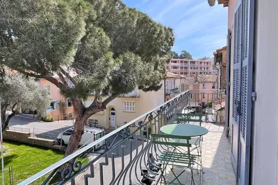 Image de Appartement T4 - 6/7 personnes - Hyper Centre Ville - Climatisation - Wifi - Sainte Maxime