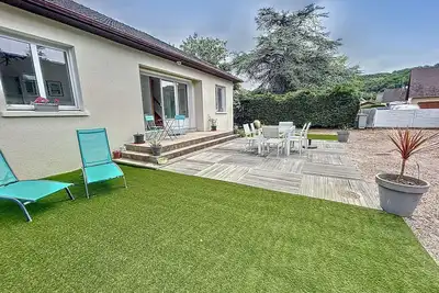 Image de Maison calme, proche plage et commerces à Jullouville, jardin clos, 3 chambres, idéale vacances