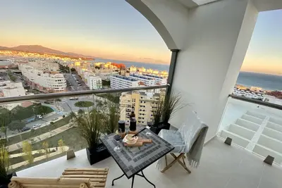 Image de Vivre au plus haut étage dans le Pretty Penthouse Estepona!
